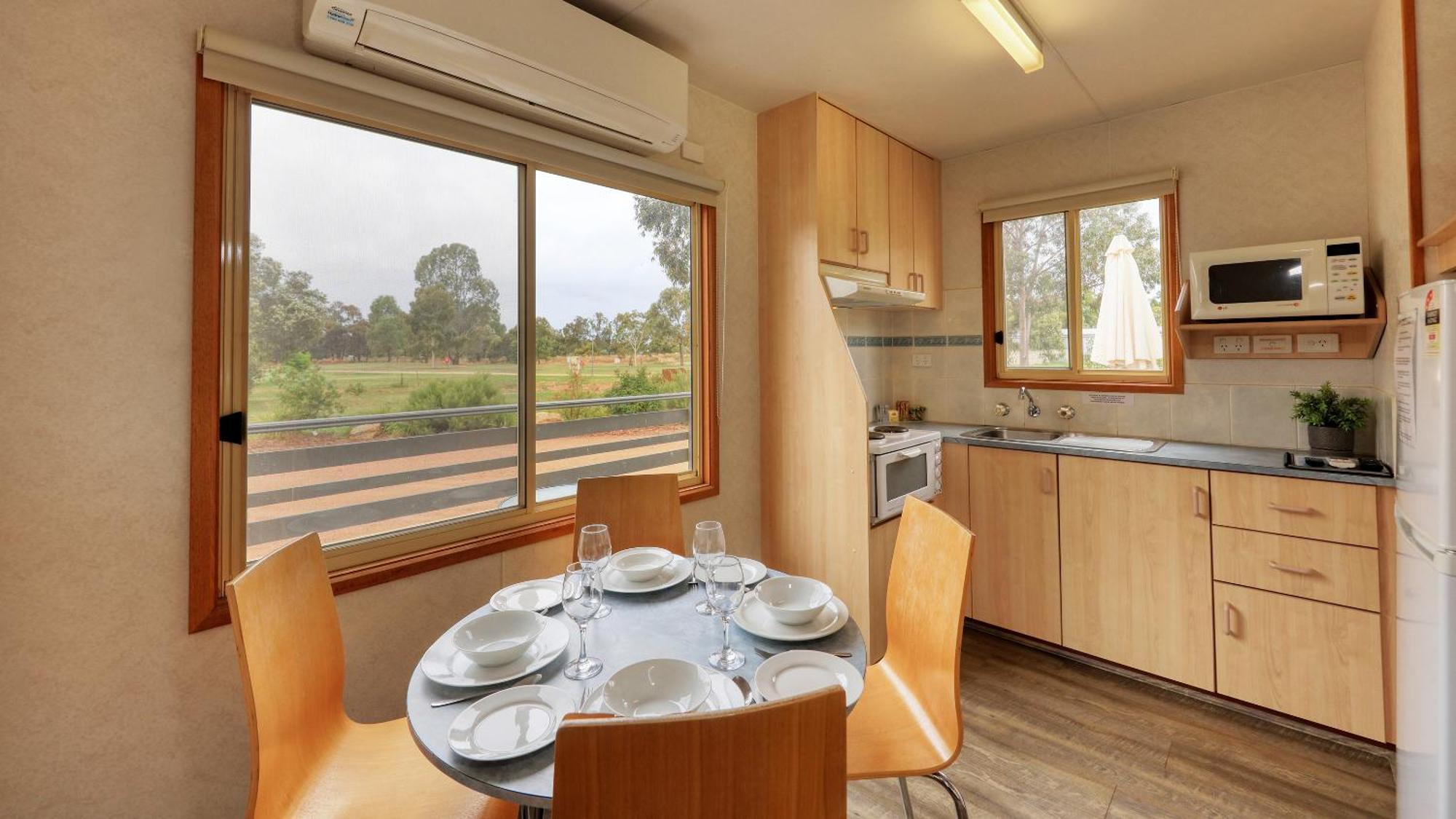 Yarrawonga Riverlands Tourist Park Rum bild