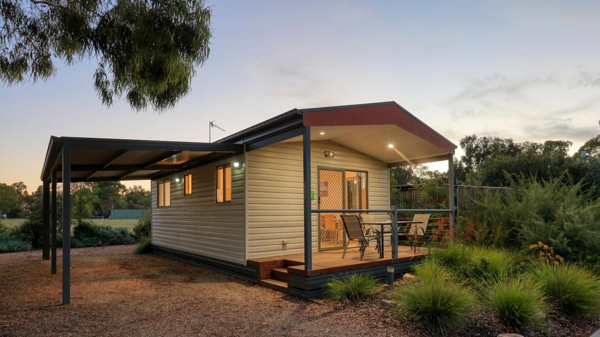 Yarrawonga Riverlands Tourist Park Exteriör bild
