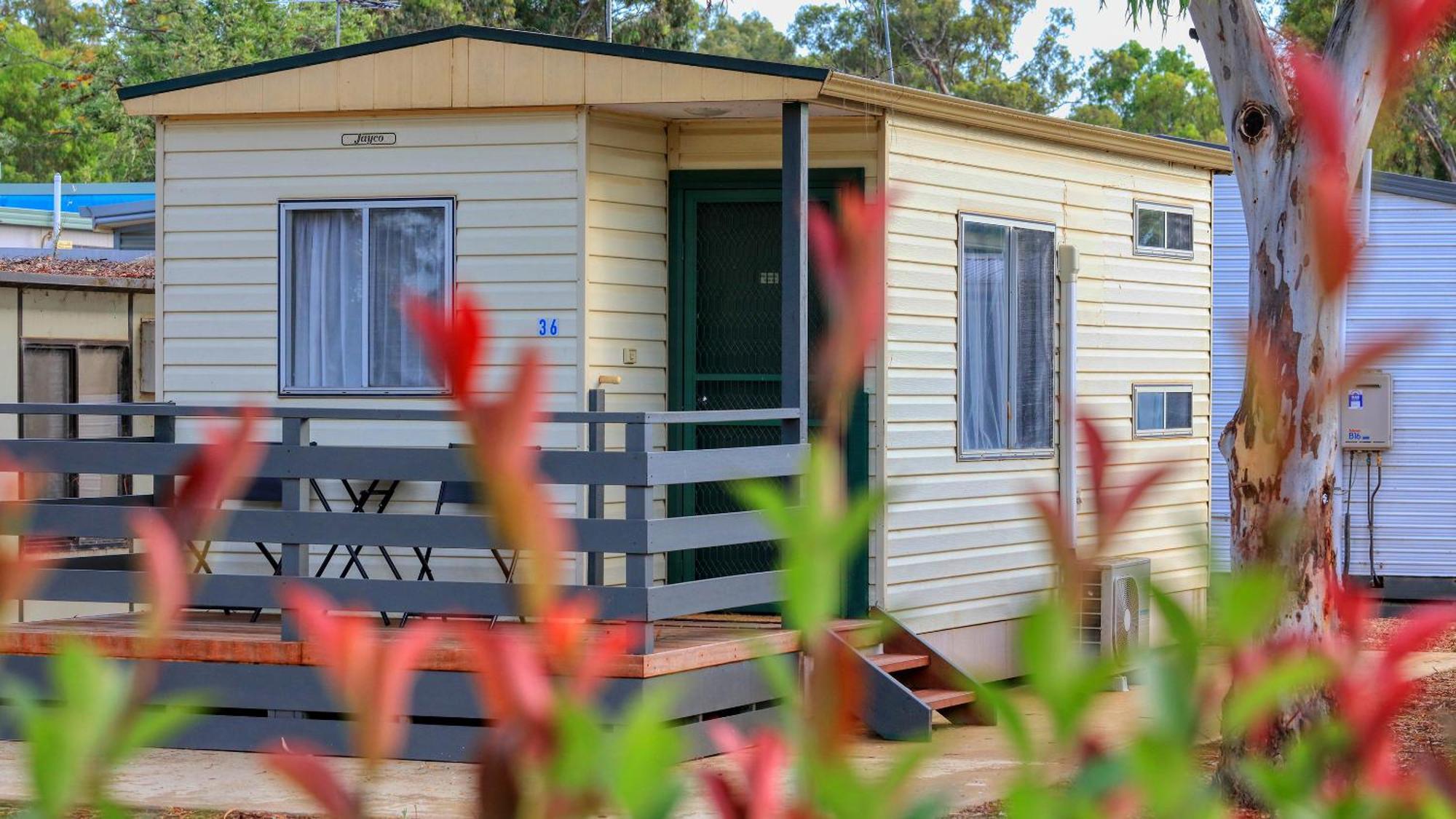 Yarrawonga Riverlands Tourist Park Rum bild